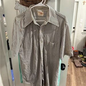 Vintage Arrow Knits Men’s Short Sleeve Shirt Blue/White Striped, No Labeled Size